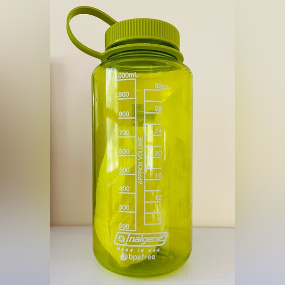 Seton Hall University 32 OZ Nalgene Bottle - Picture 2 of 4